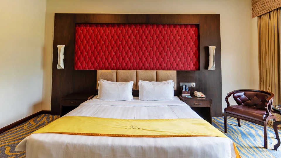 deluxe-room
