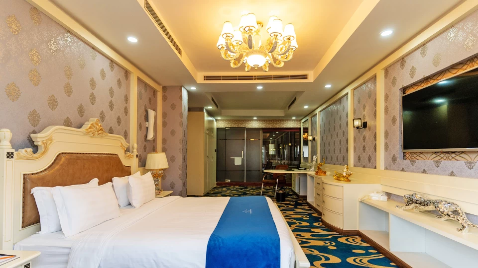 mechi-suites
