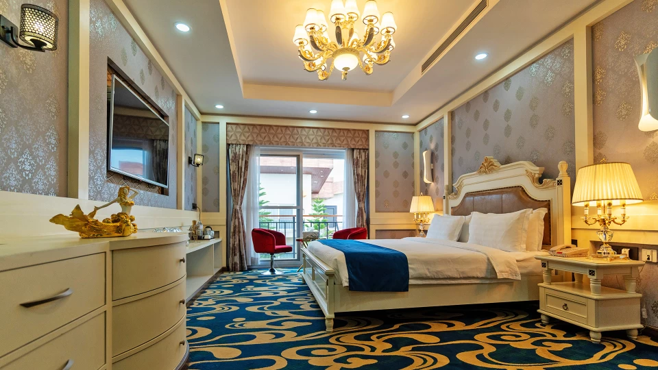 mechi-suites